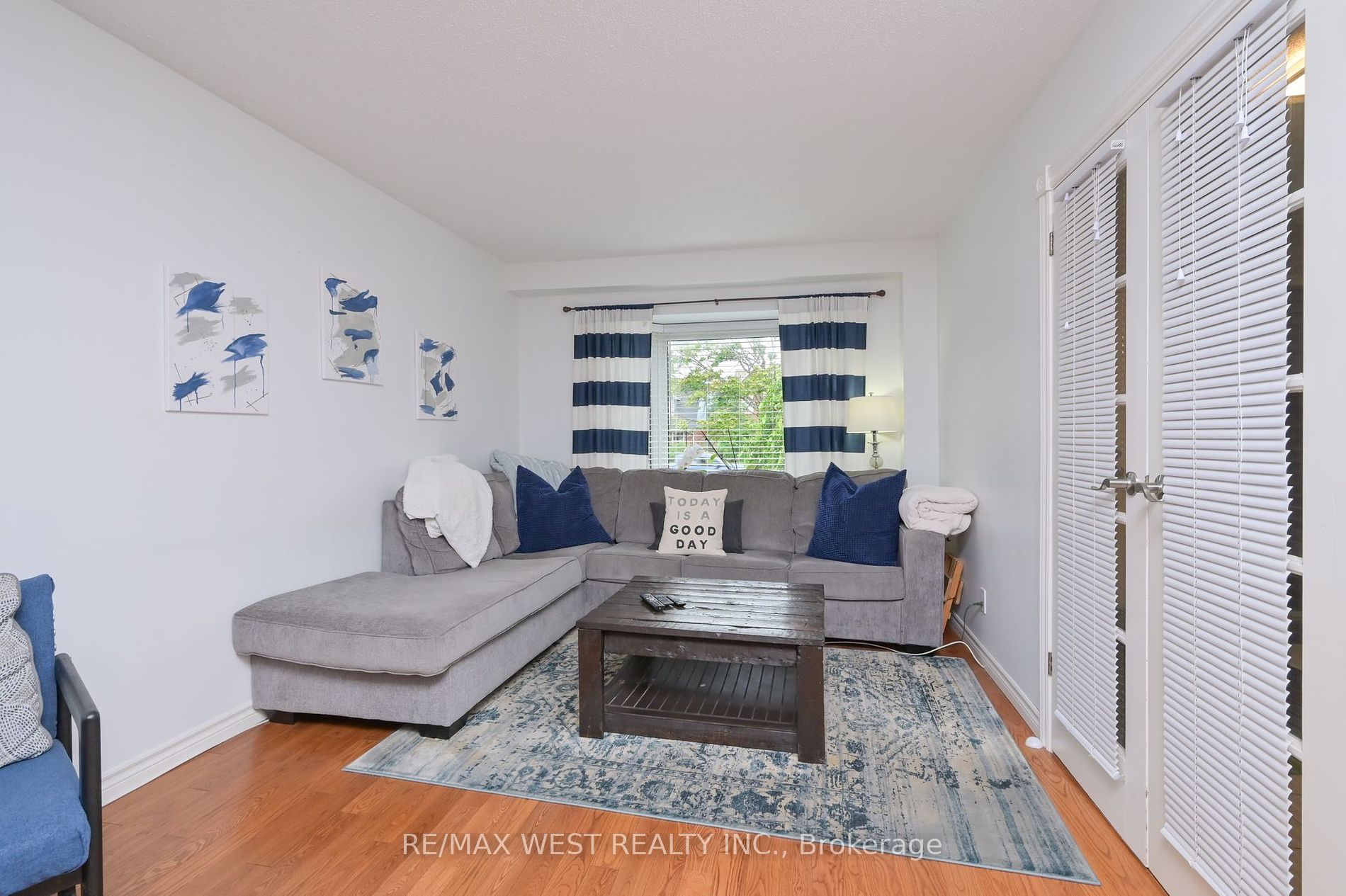 11 Passmore Ave
