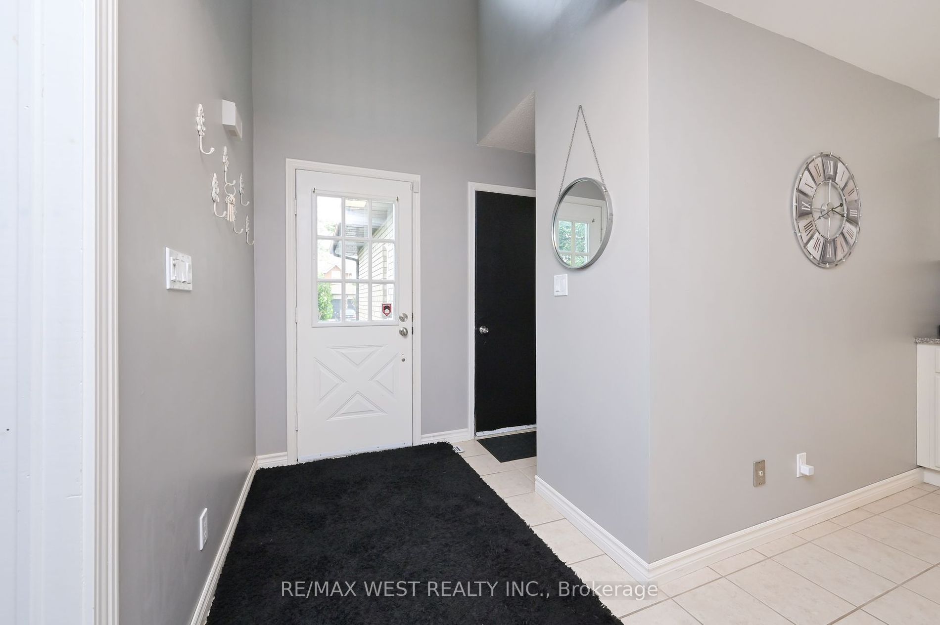 11 Passmore Ave