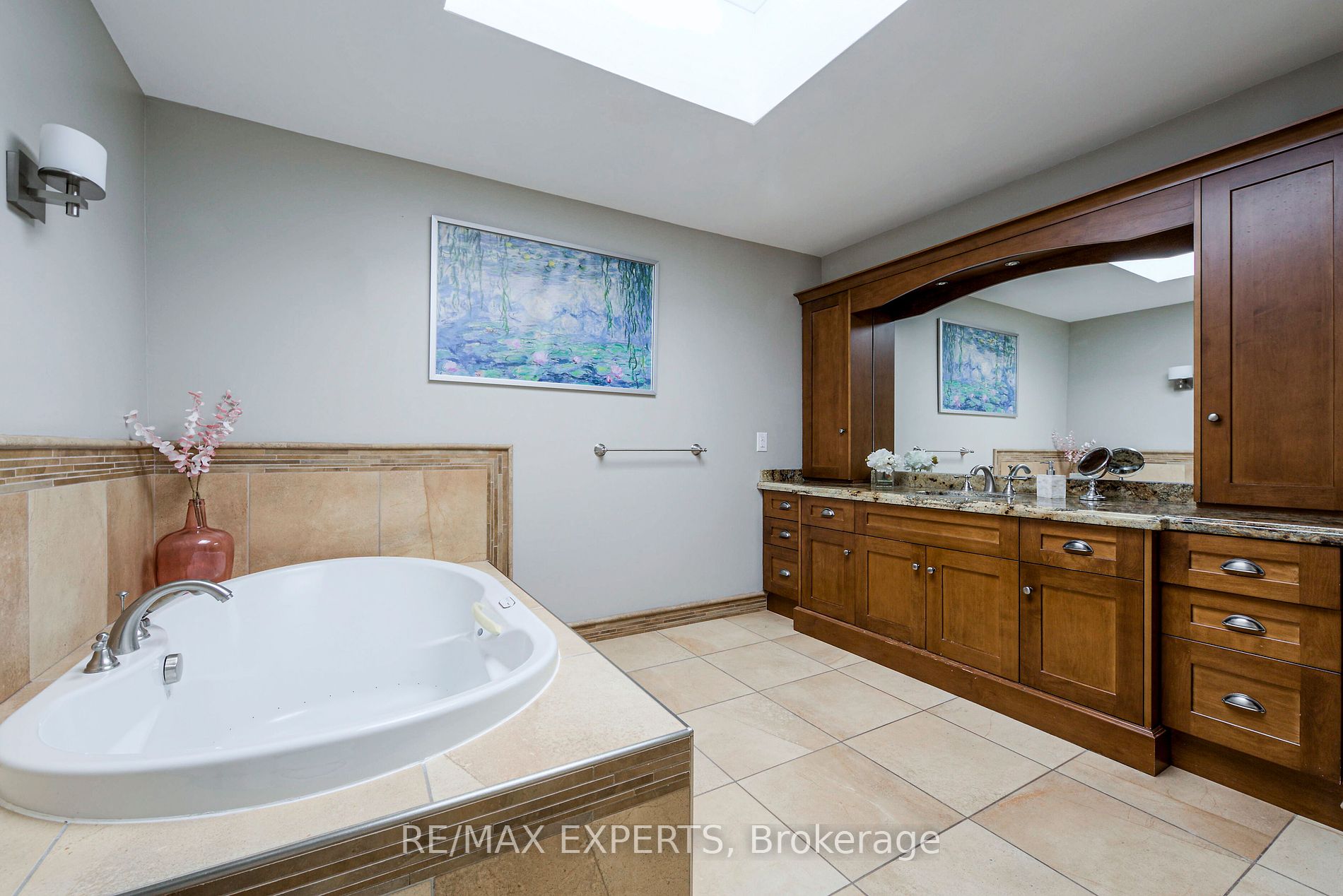 17 Keily Crescent