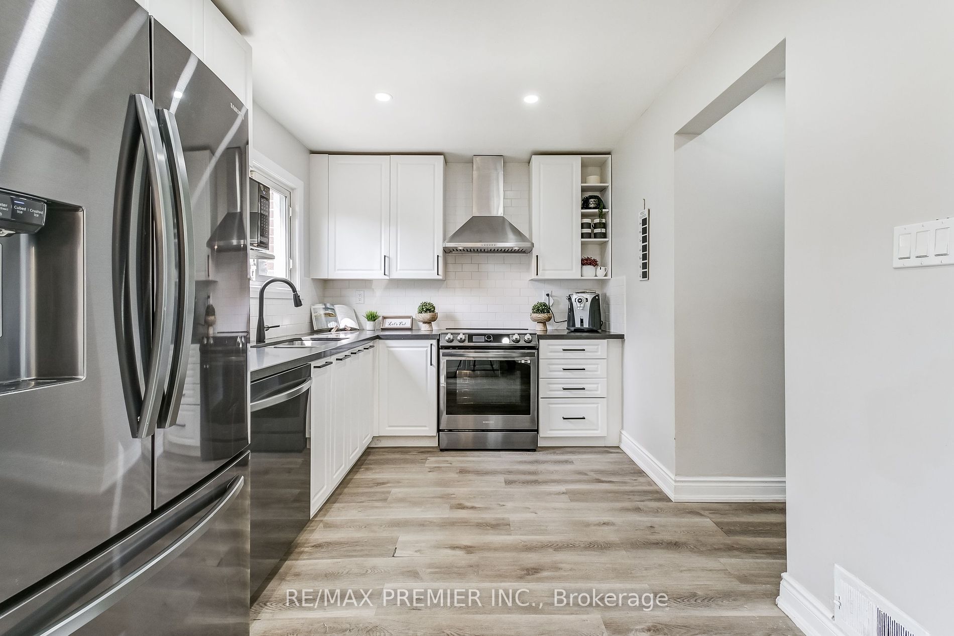 28 Navenby Crescent