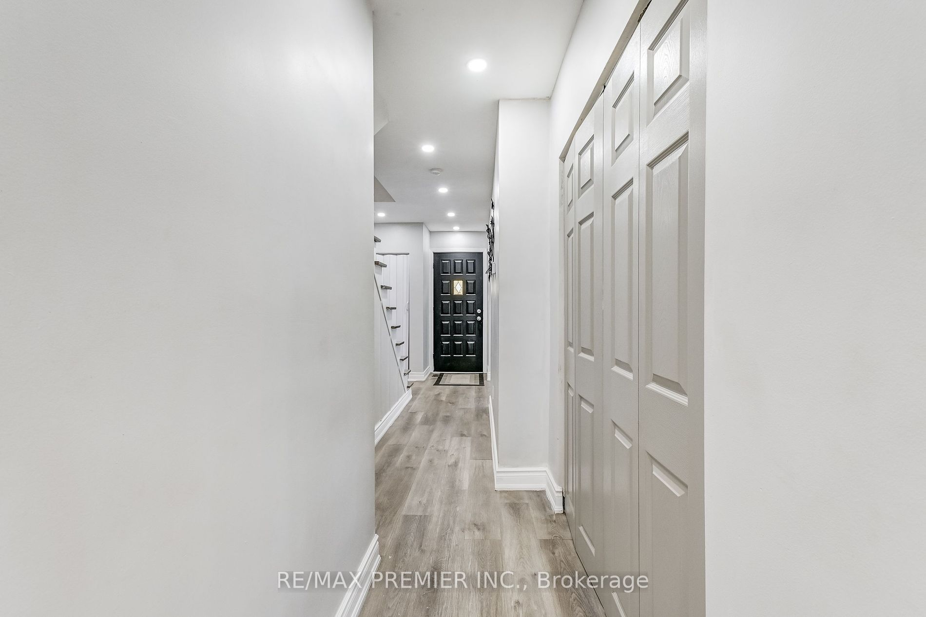 28 Navenby Crescent