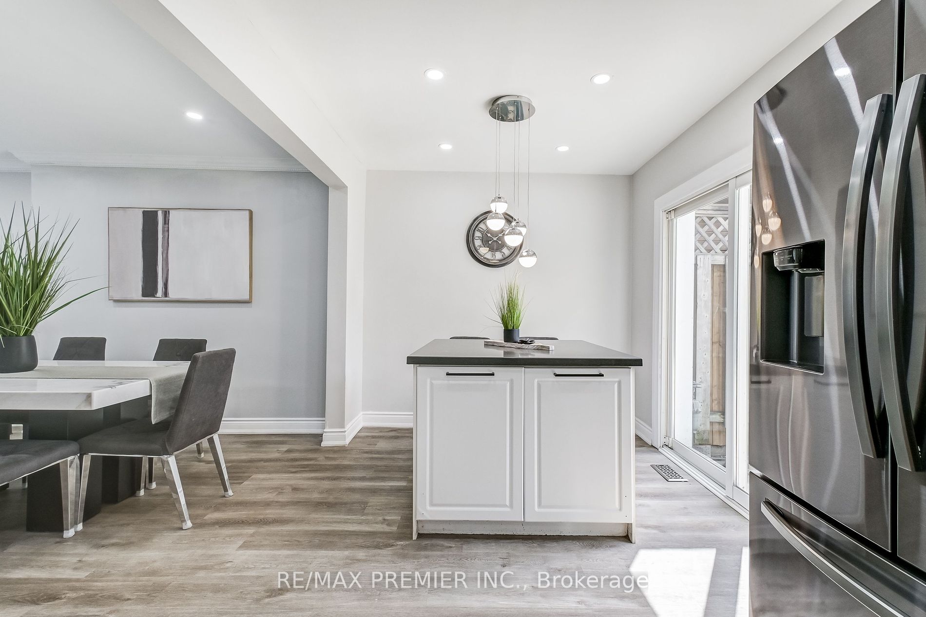 28 Navenby Crescent