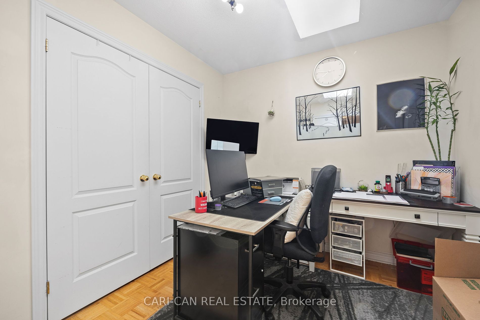 10 Sir Jacobs Crescent