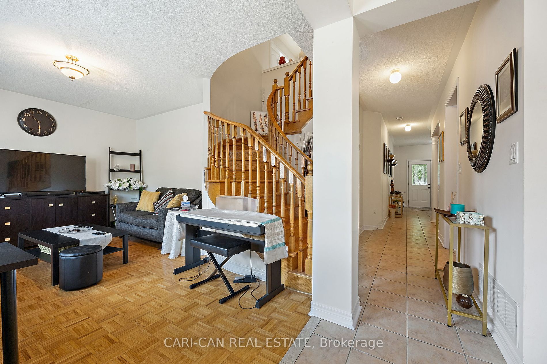10 Sir Jacobs Crescent