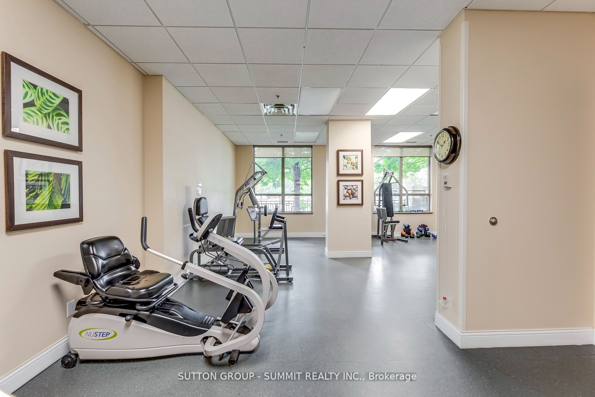 810 Scollard Crt, #701