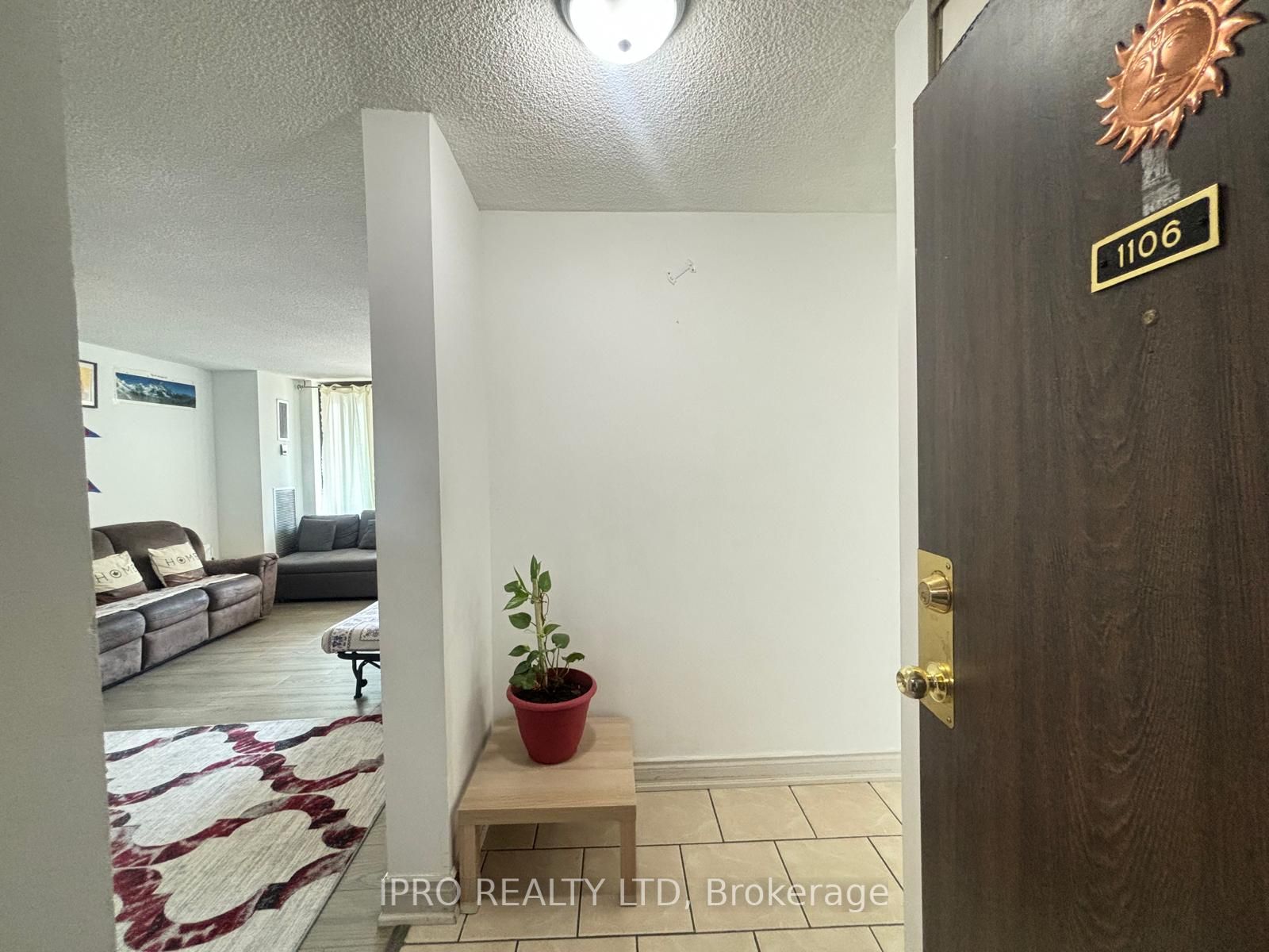 4 Kings Cross Rd, #1106