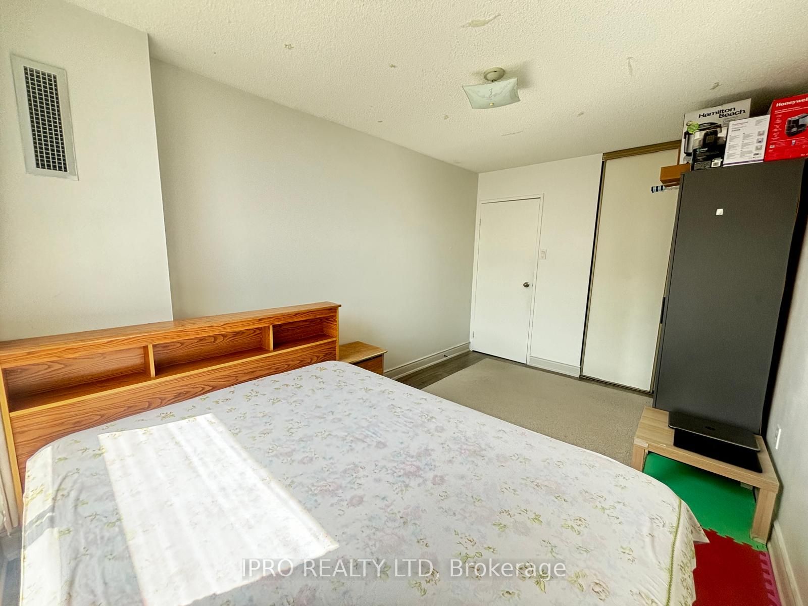 4 Kings Cross Rd, #1106