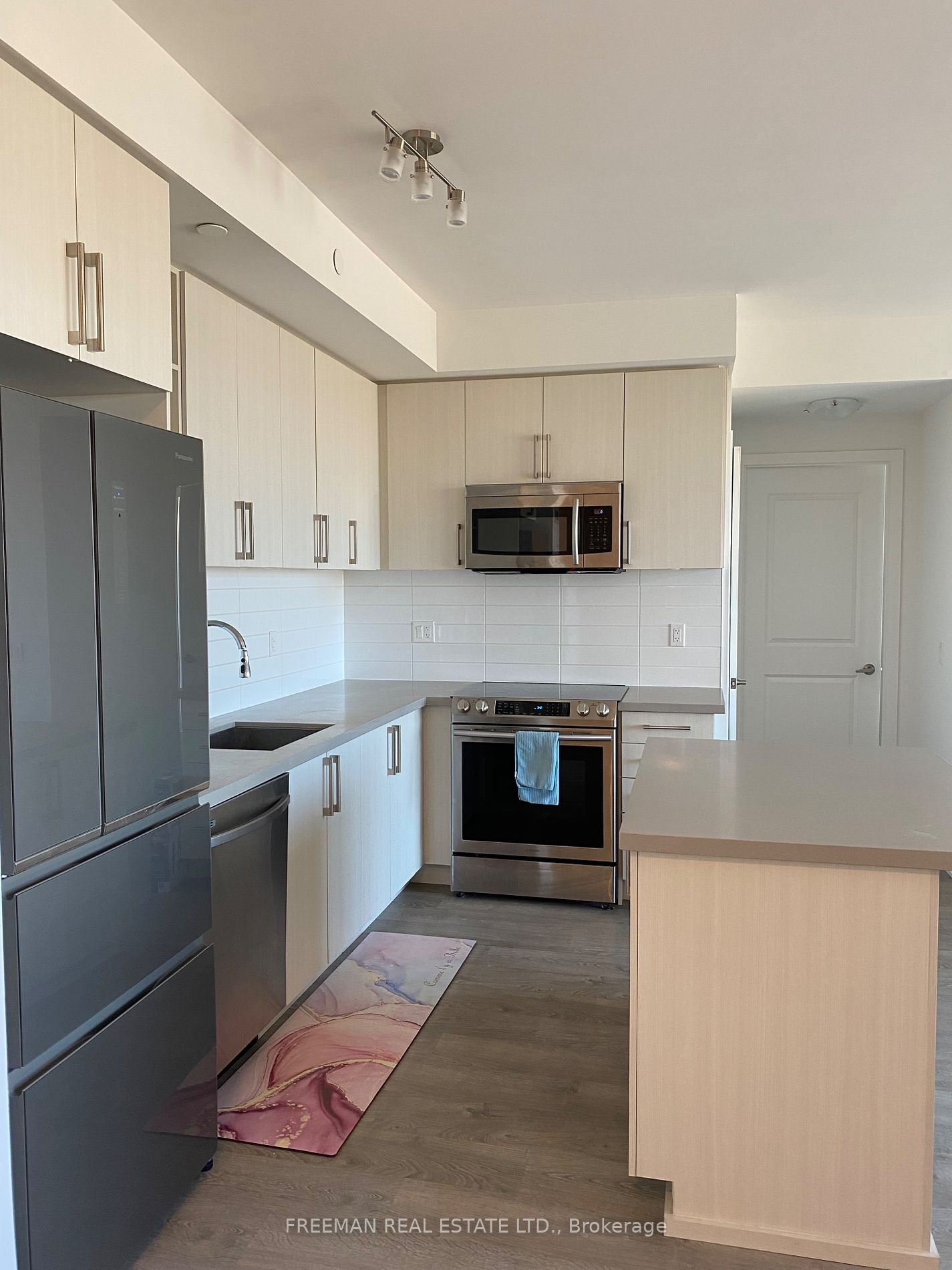 4699 Glen Erin Dr, #1509
