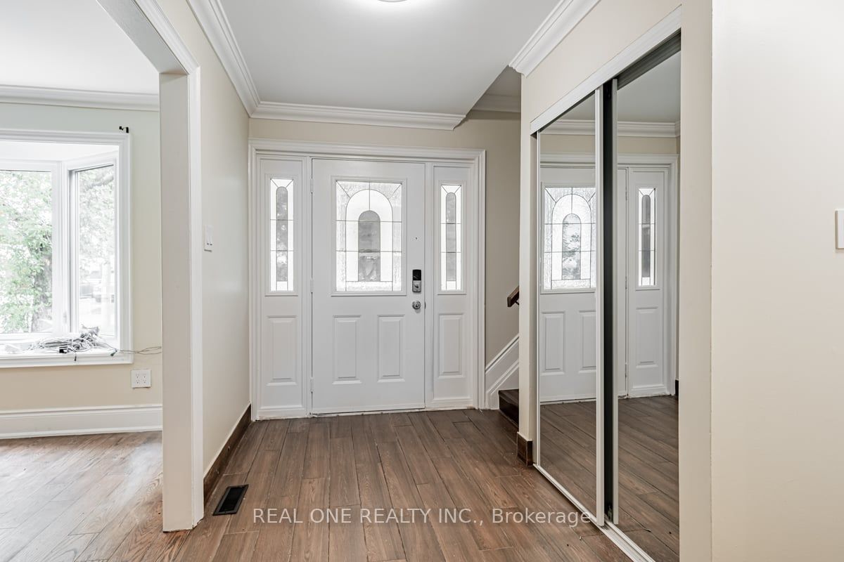30 Herkley Dr