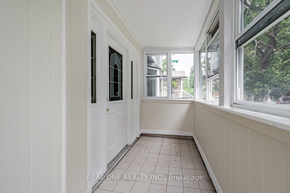 30 Herkley Dr