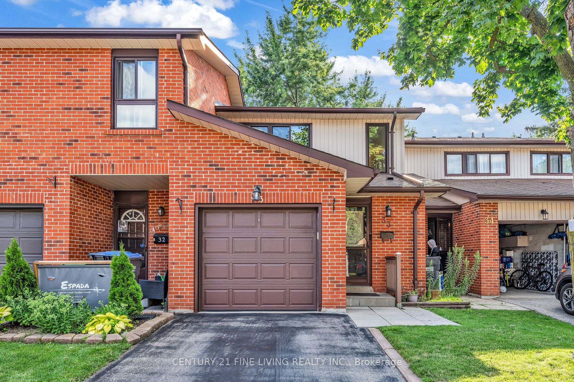 33 Dawson Crescent, #33