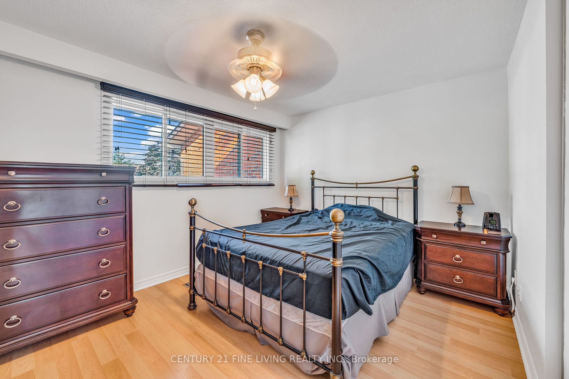 33 Dawson Crescent, #33