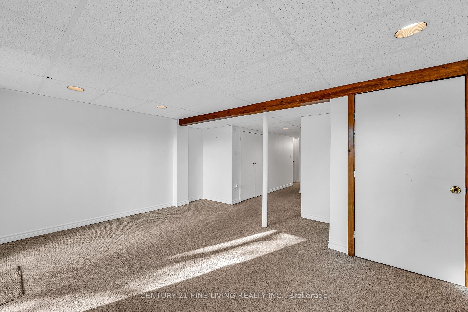 33 Dawson Crescent, #33