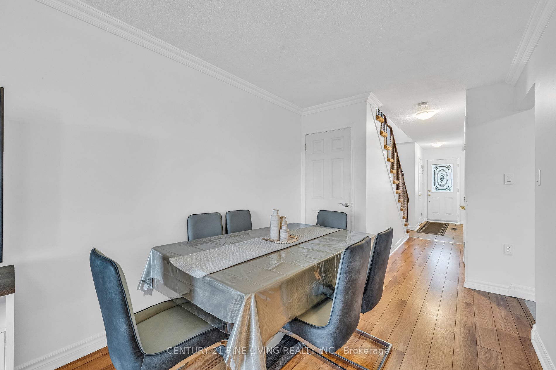 33 Dawson Crescent, #33