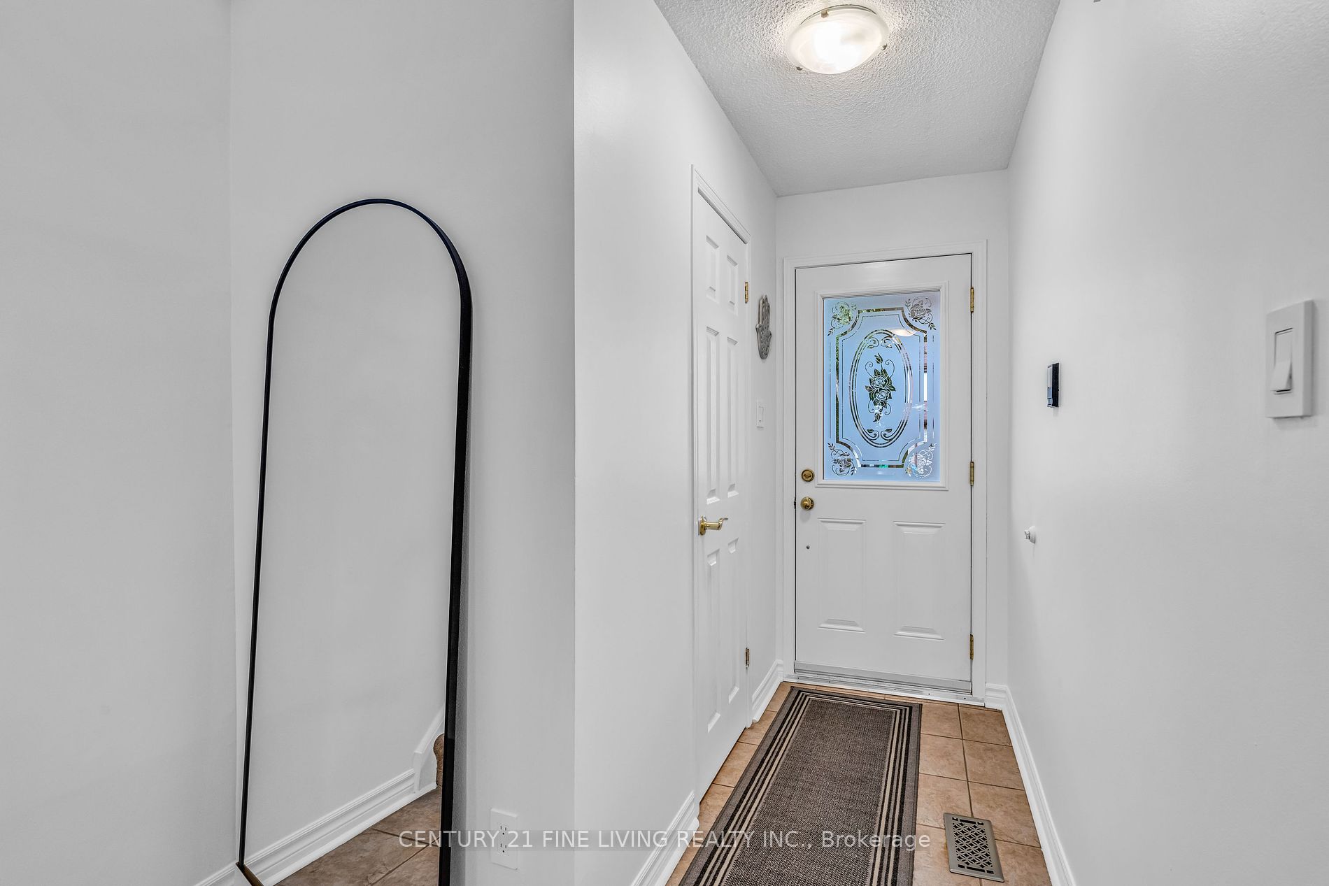 33 Dawson Crescent, #33
