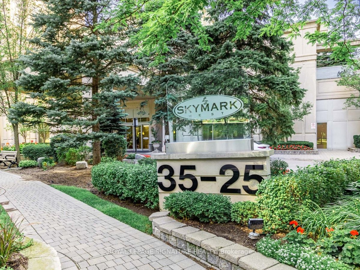 35 Kingsbridge Garden Circle, #413