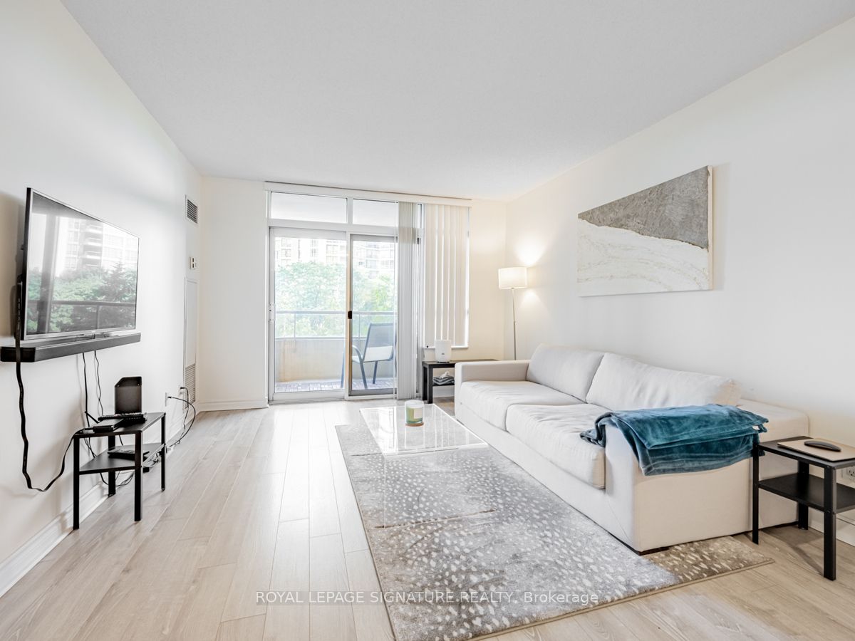 35 Kingsbridge Garden Circle, #413
