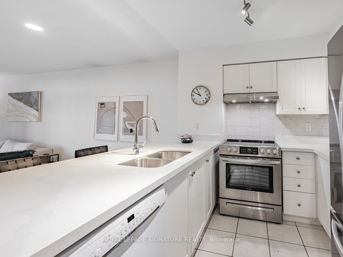 35 Kingsbridge Garden Circle, #413