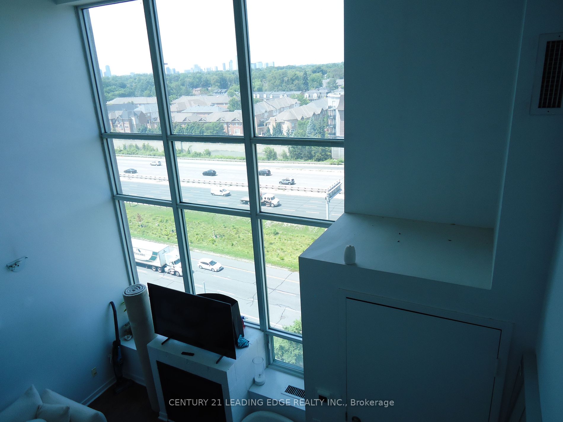 250 Manitoba Street #621