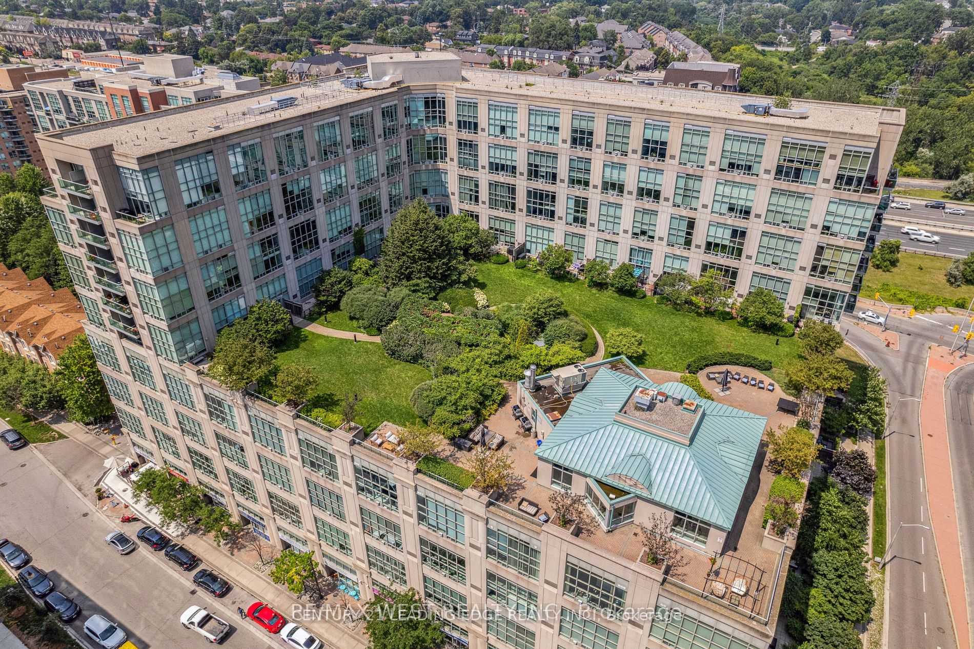 250 Manitoba Street #621