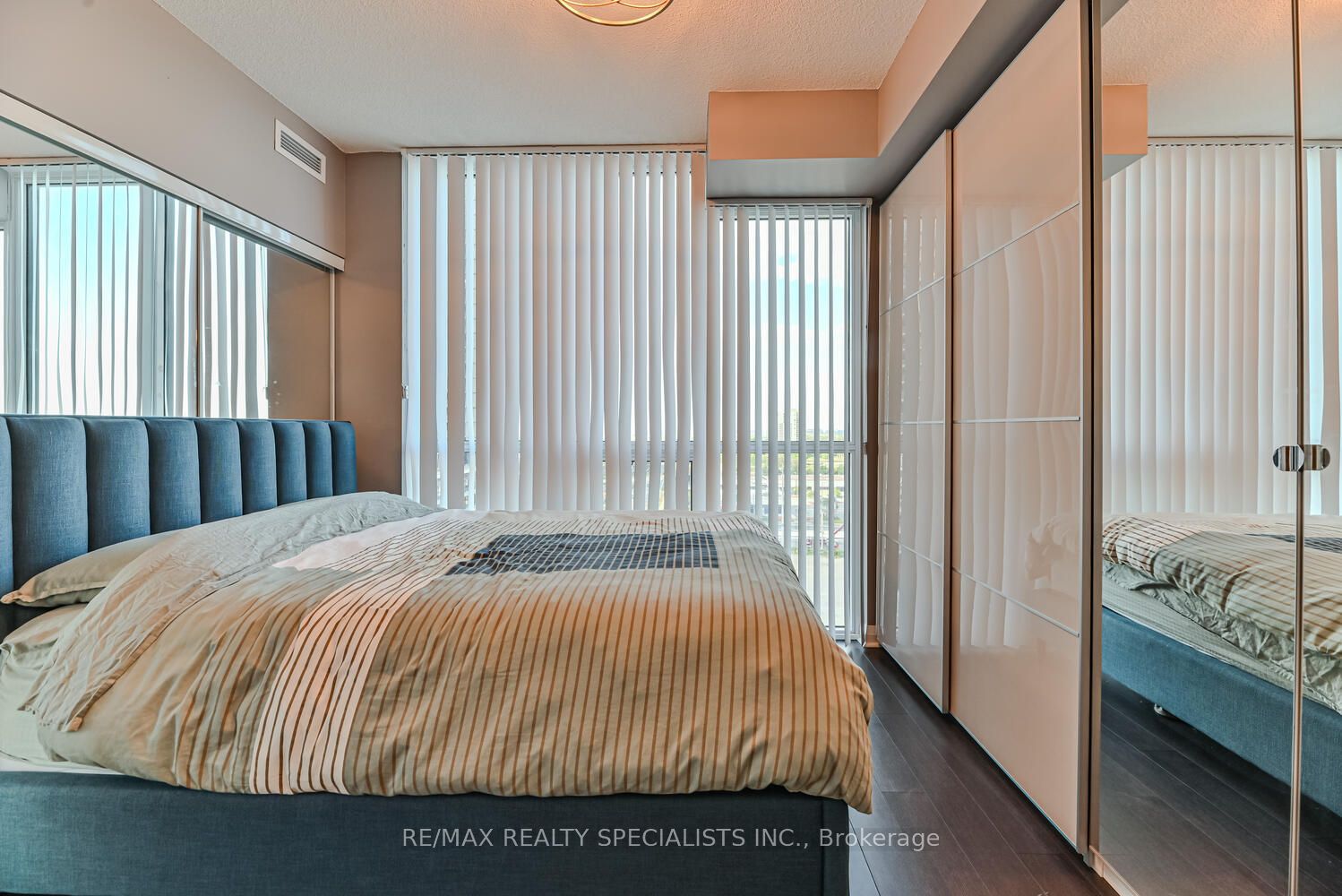 5033 Four Springs Ave, #1117