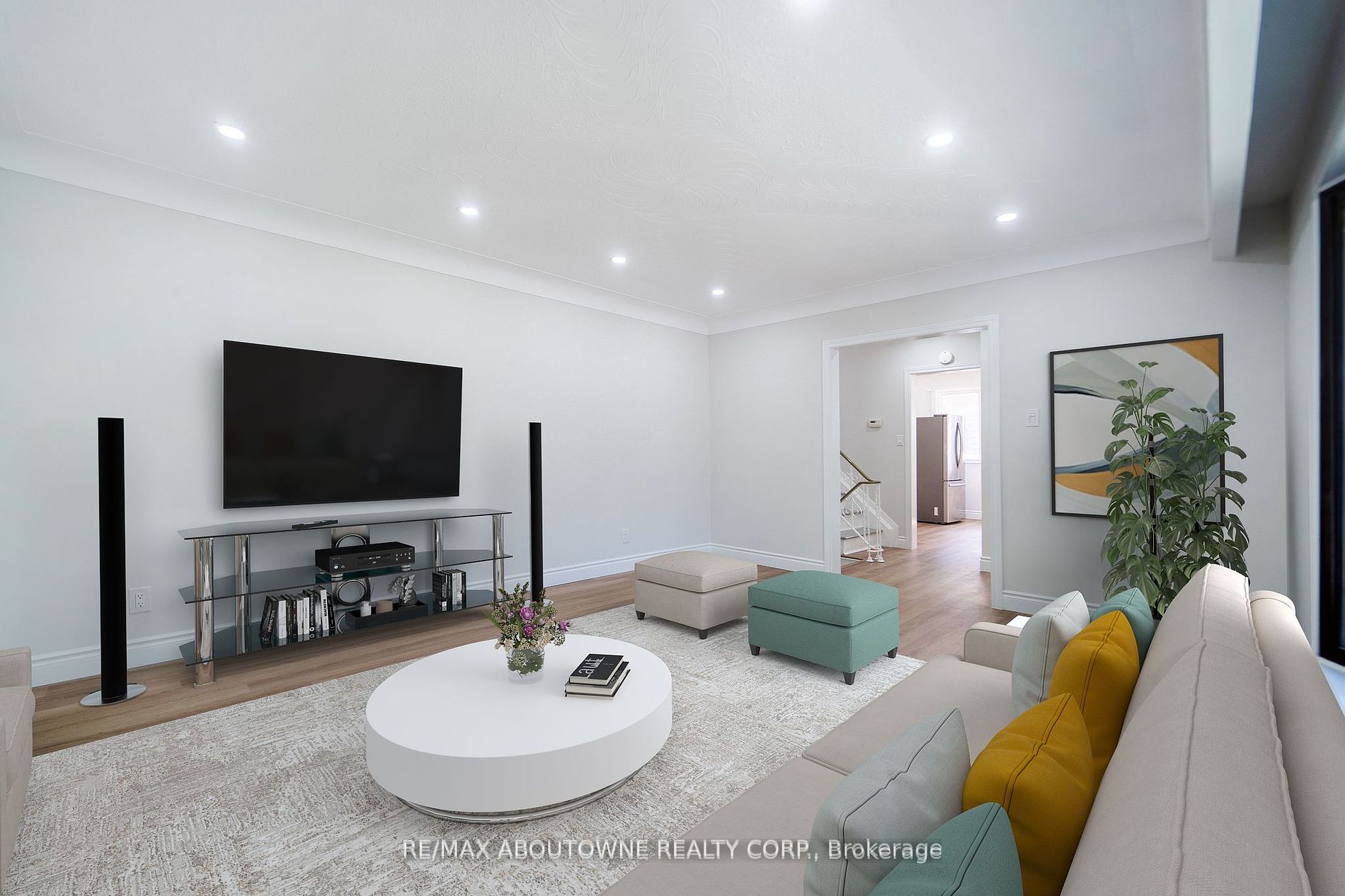 608 Thornwood Ave