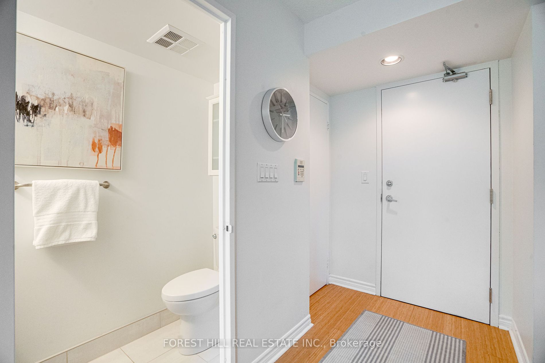 200 Manitoba Street #212