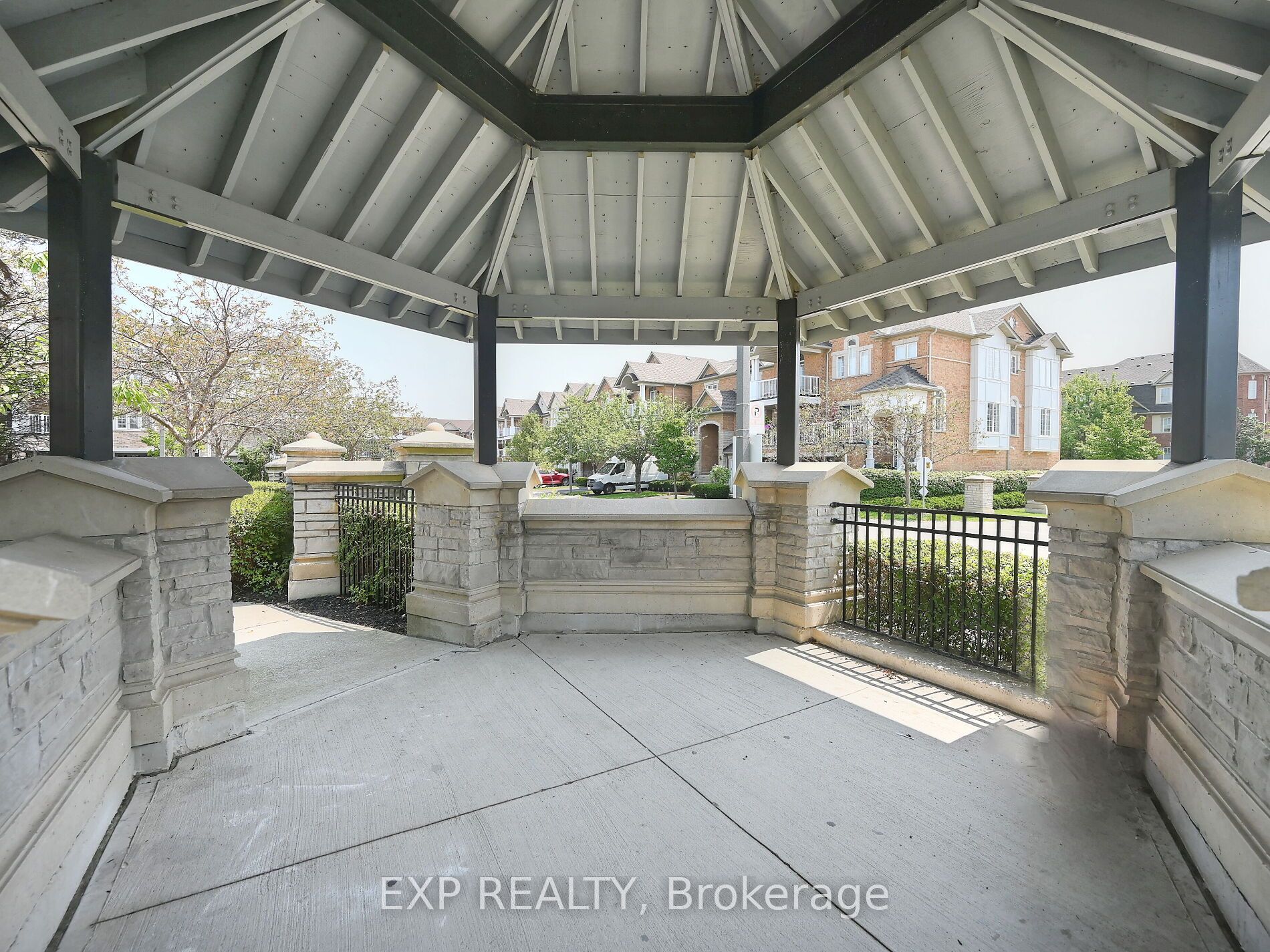 601 Shoreline Drive #122