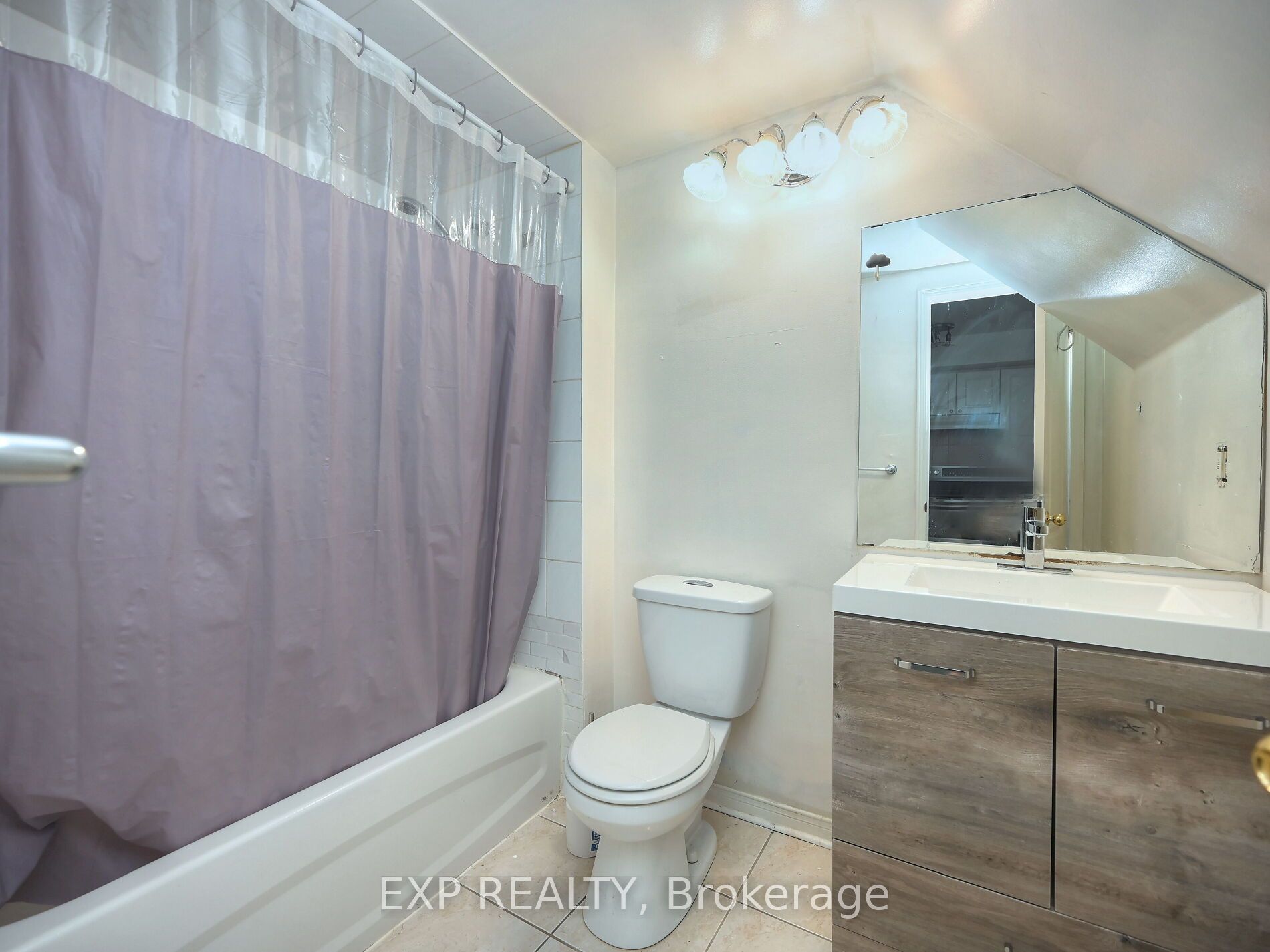 601 Shoreline Drive #122