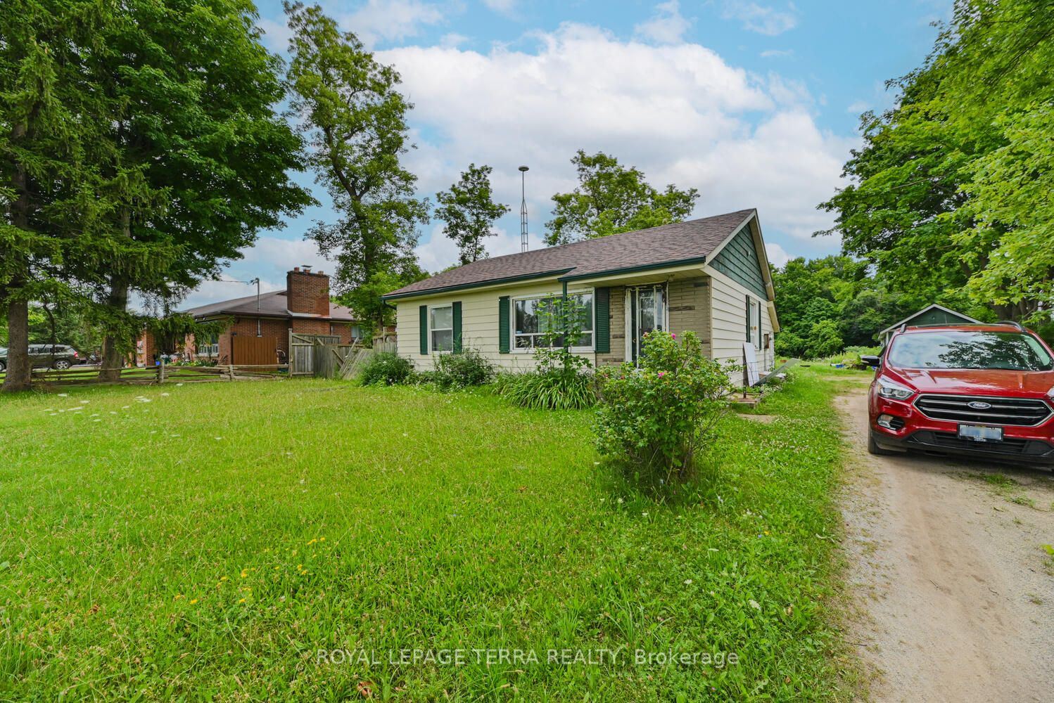 10498 Highway 7