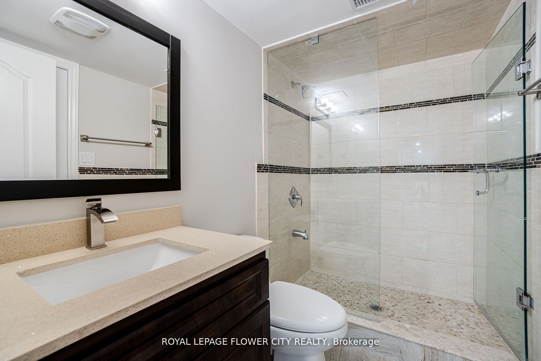 36 Louvain Dr
