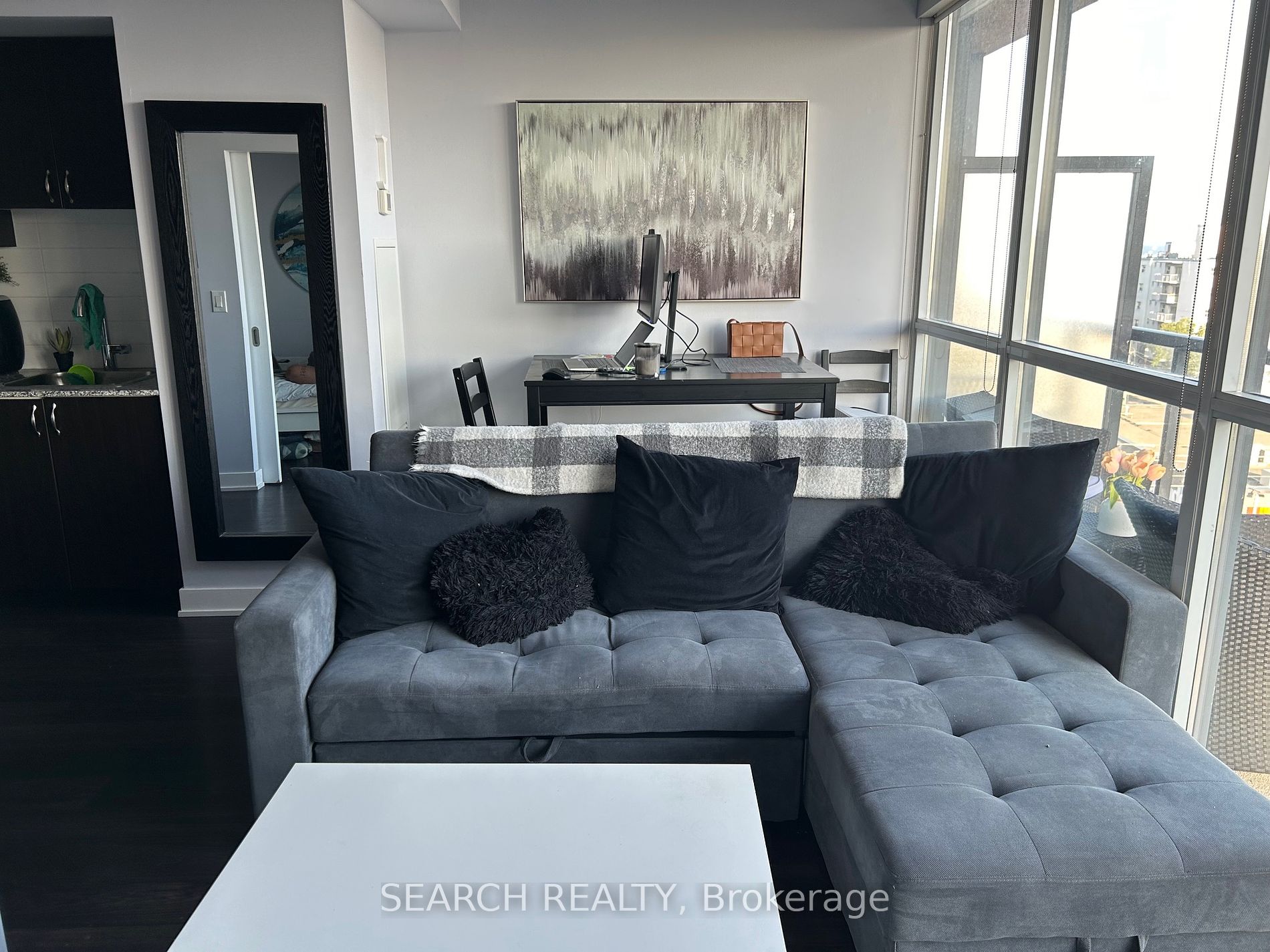11 Superior Avenue #810