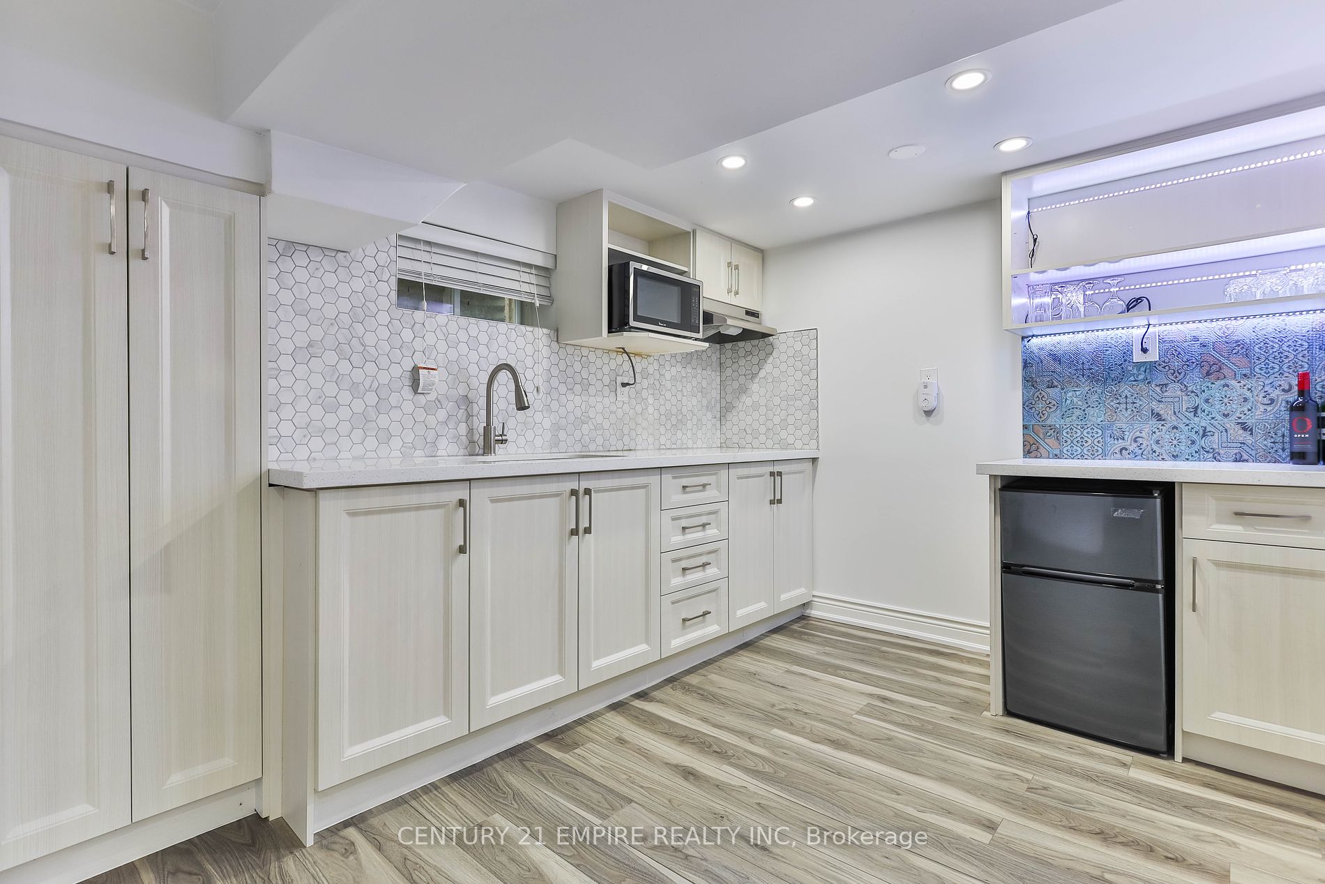 3065 Lenester Drive W, #33