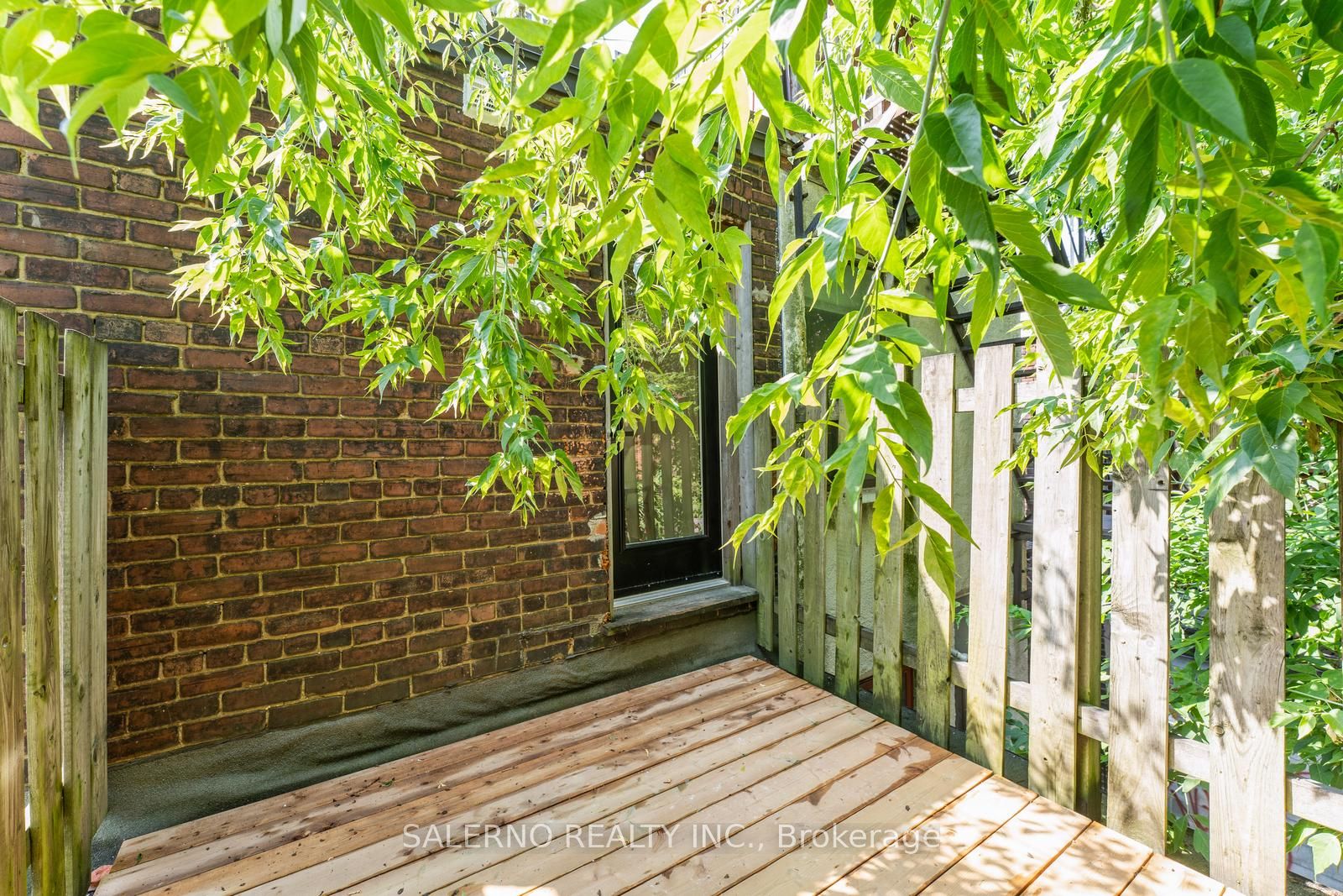 1448 Bloor Street W