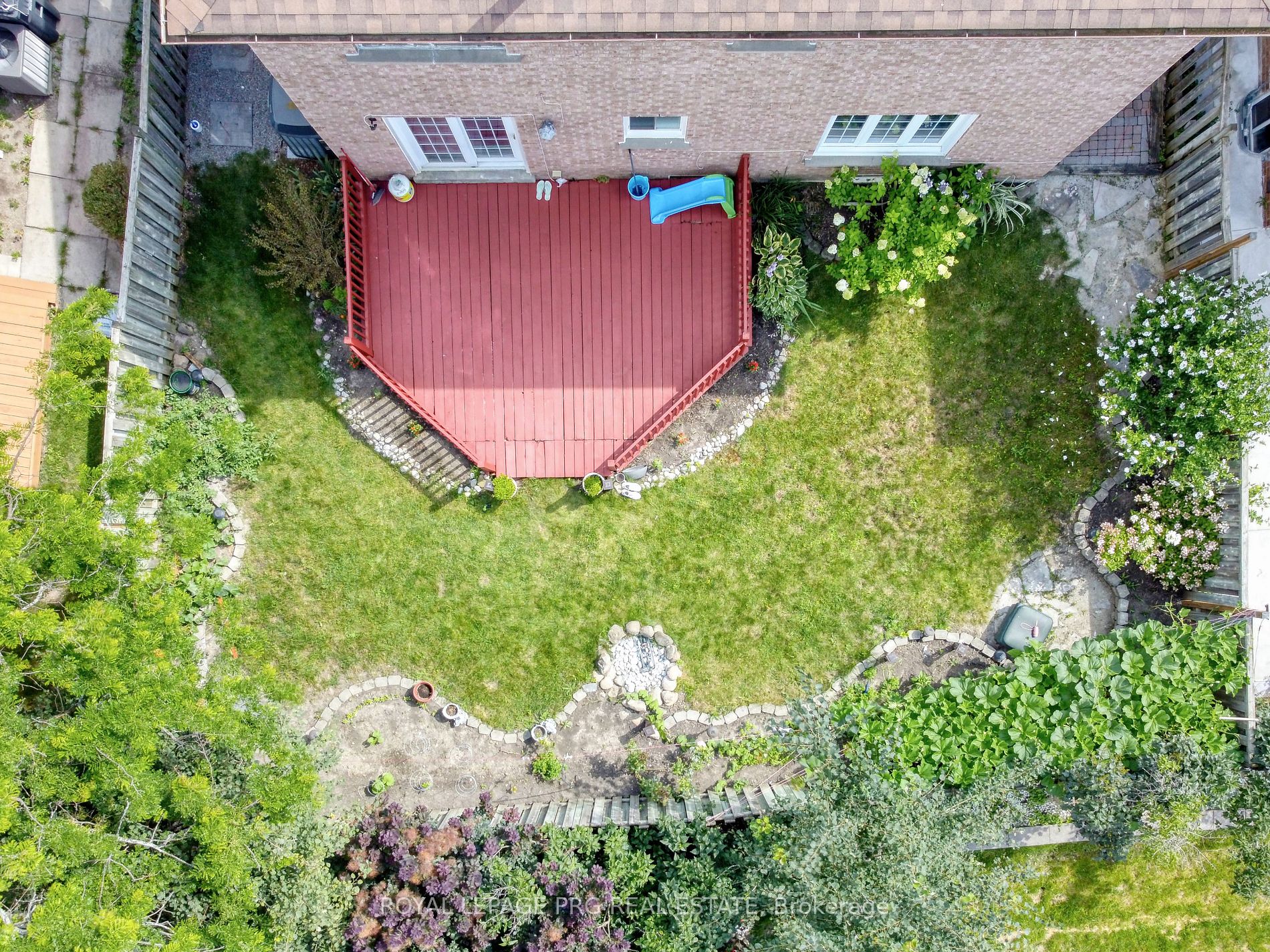13 Stillwater Crescent