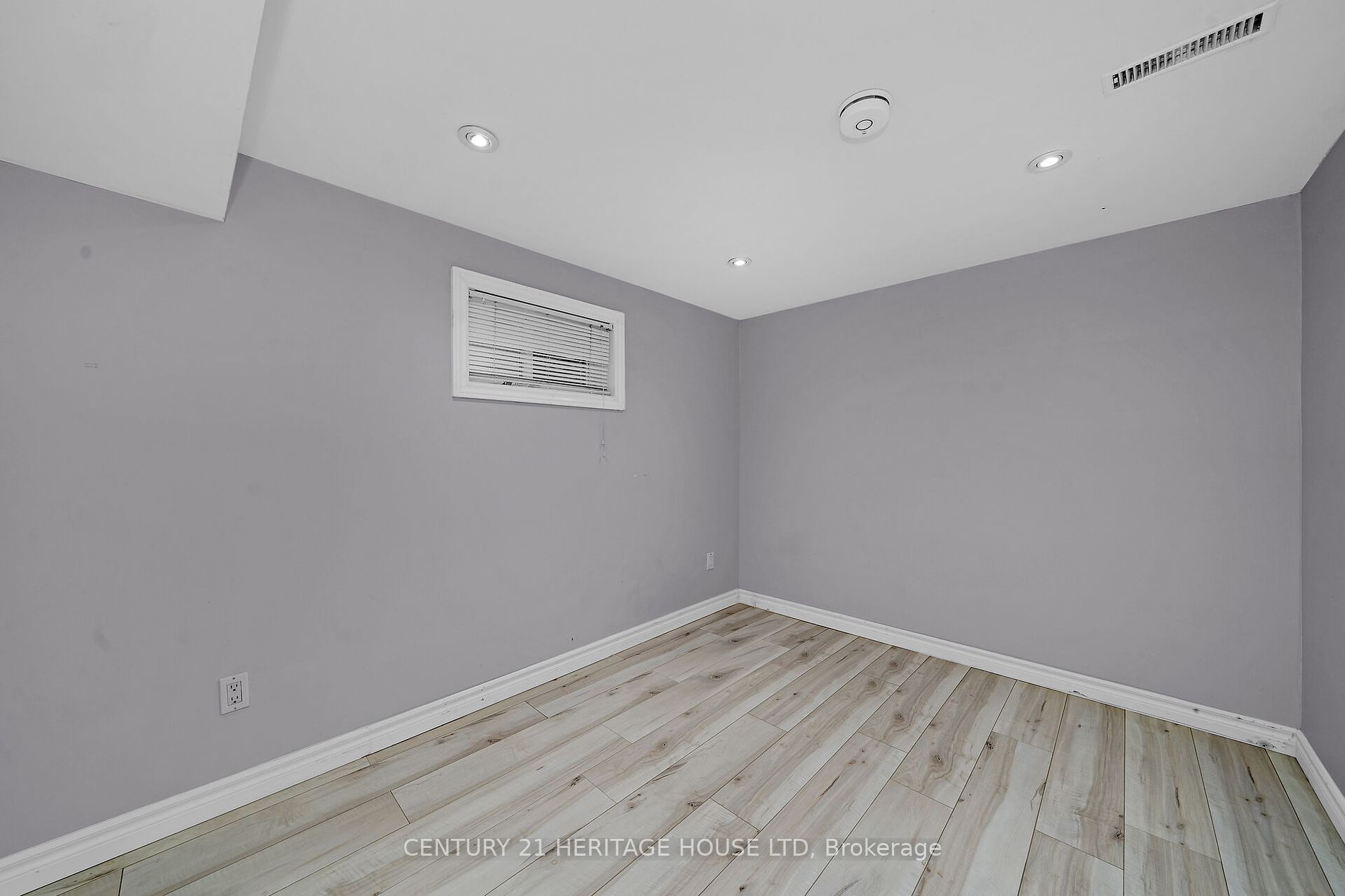63 Faludon Dr
