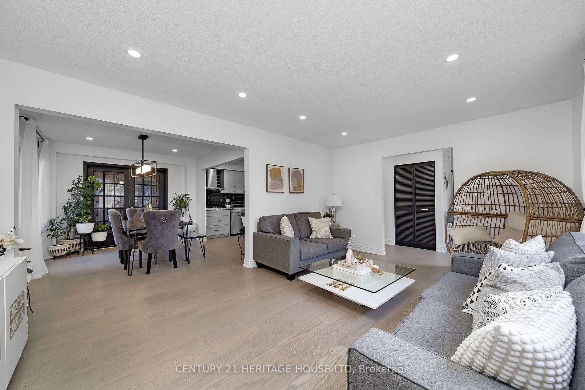 63 Faludon Dr
