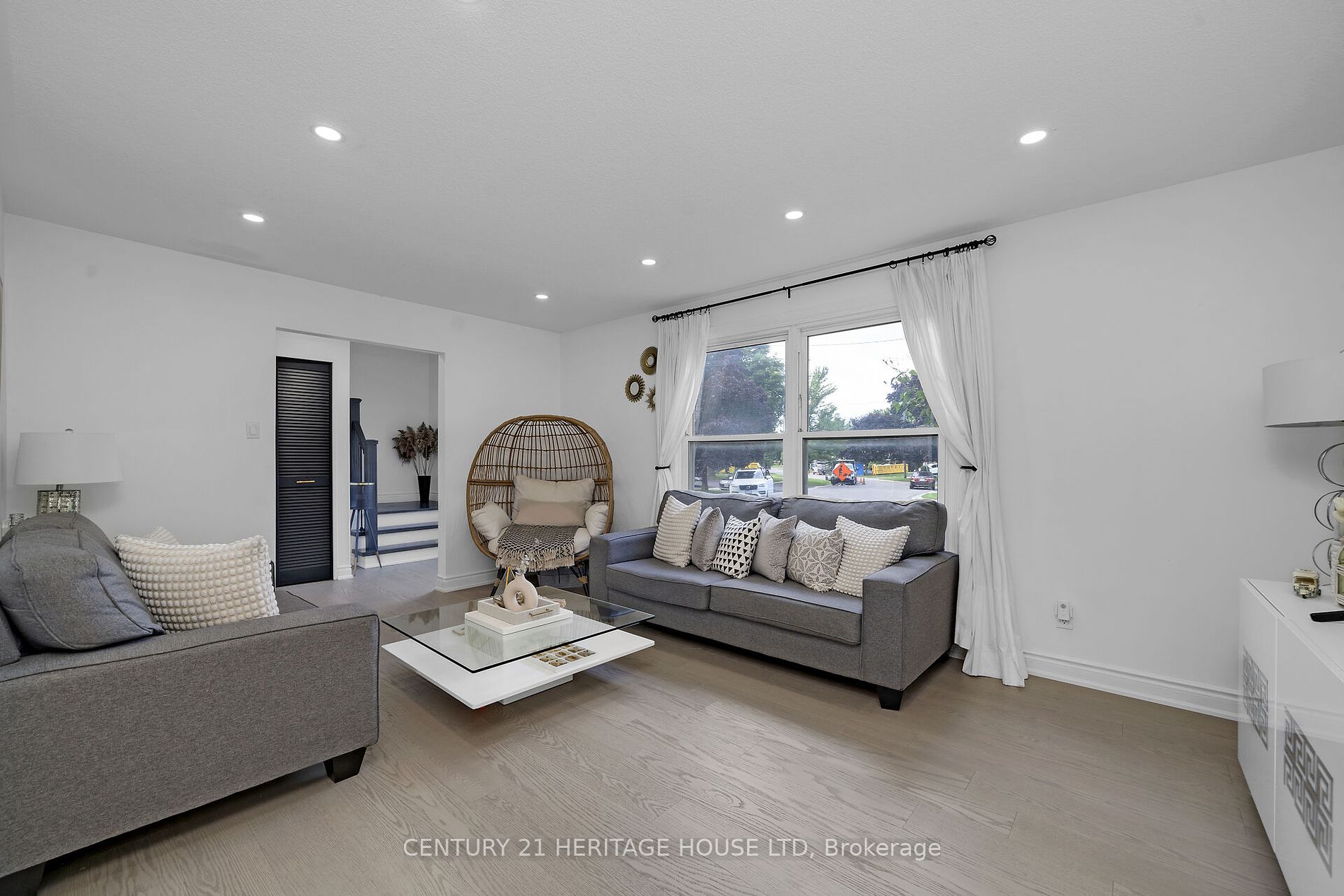 63 Faludon Dr