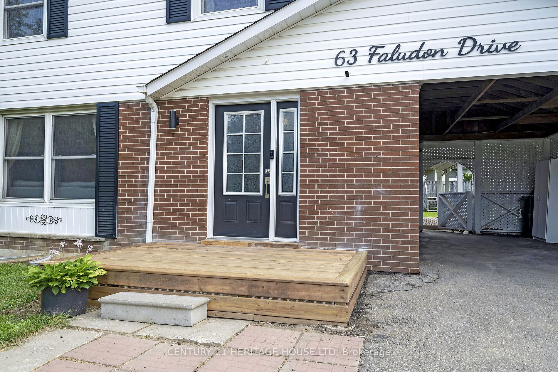 63 Faludon Dr