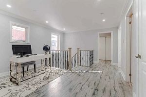 927 Scott Boulevard
