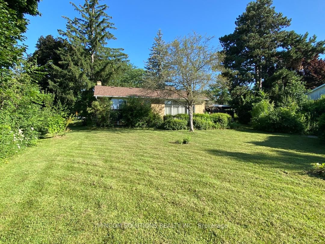 2452 Thorn Lodge Drive