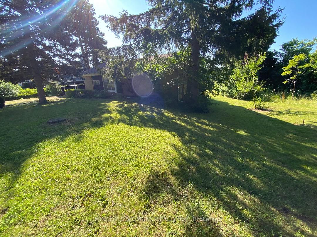 2452 Thorn Lodge Drive