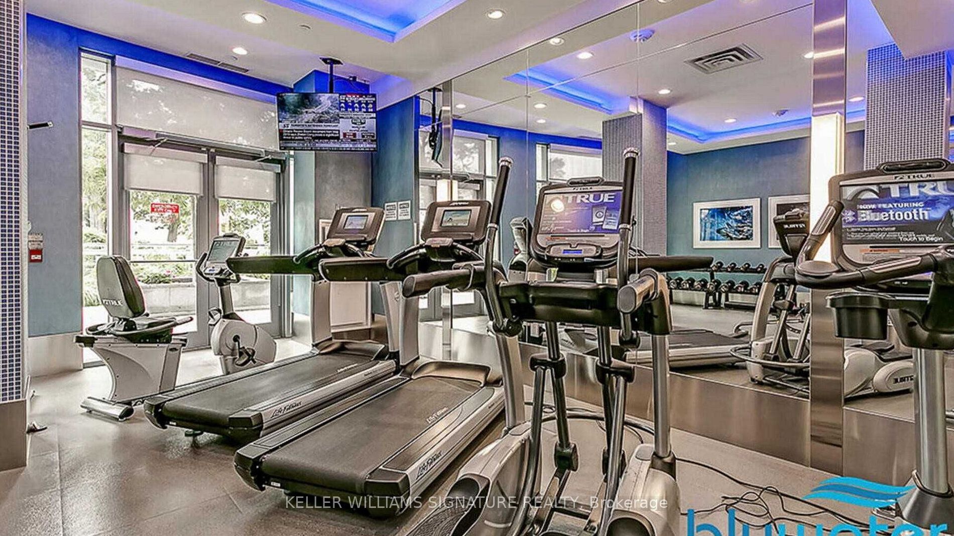 3500 Lakeshore Road W, #808