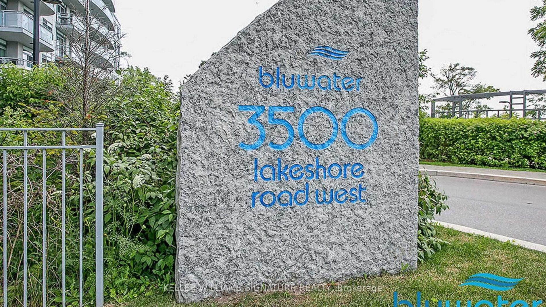 3500 Lakeshore Road W, #808
