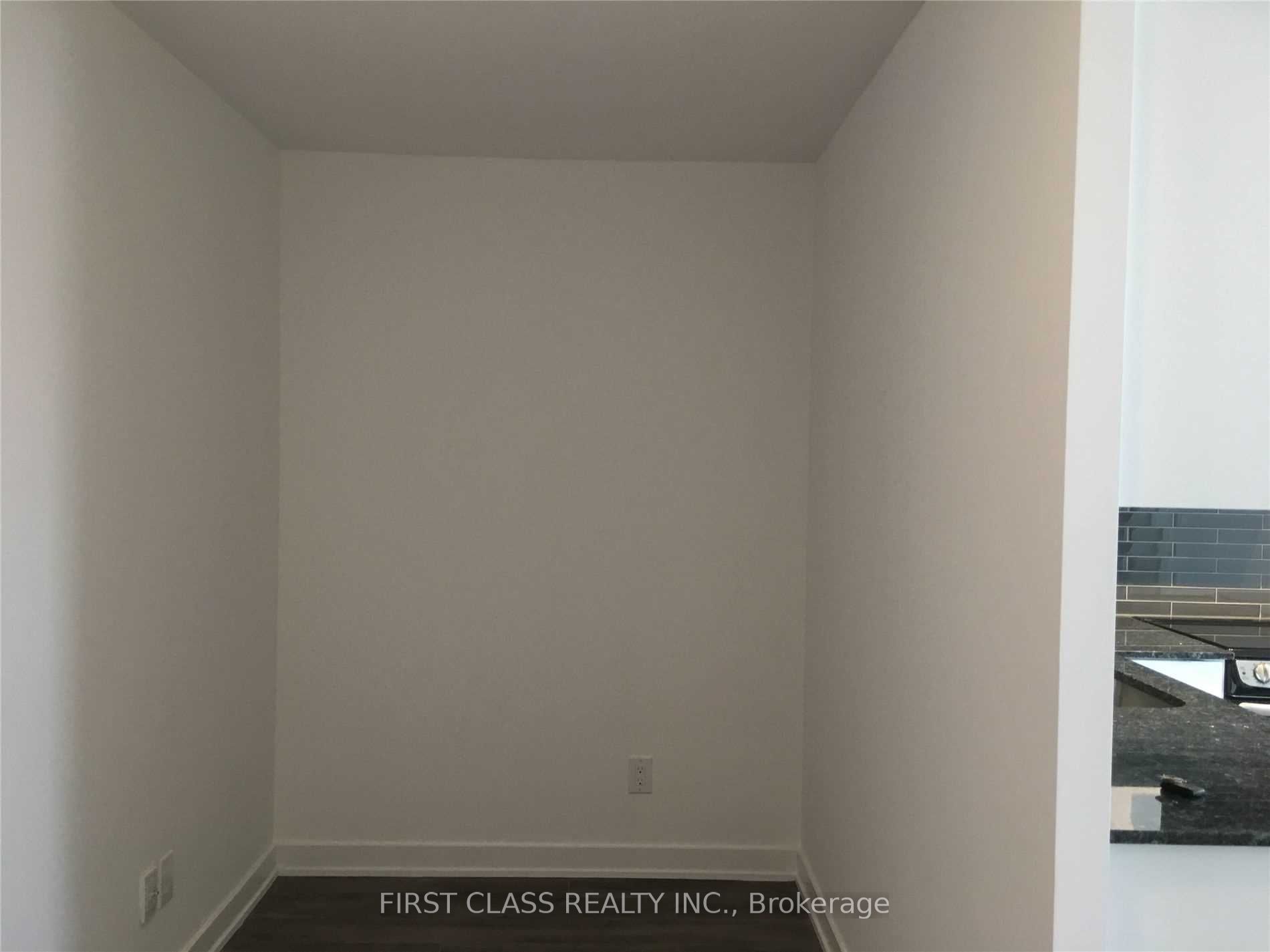 160 Flemington Road, #808