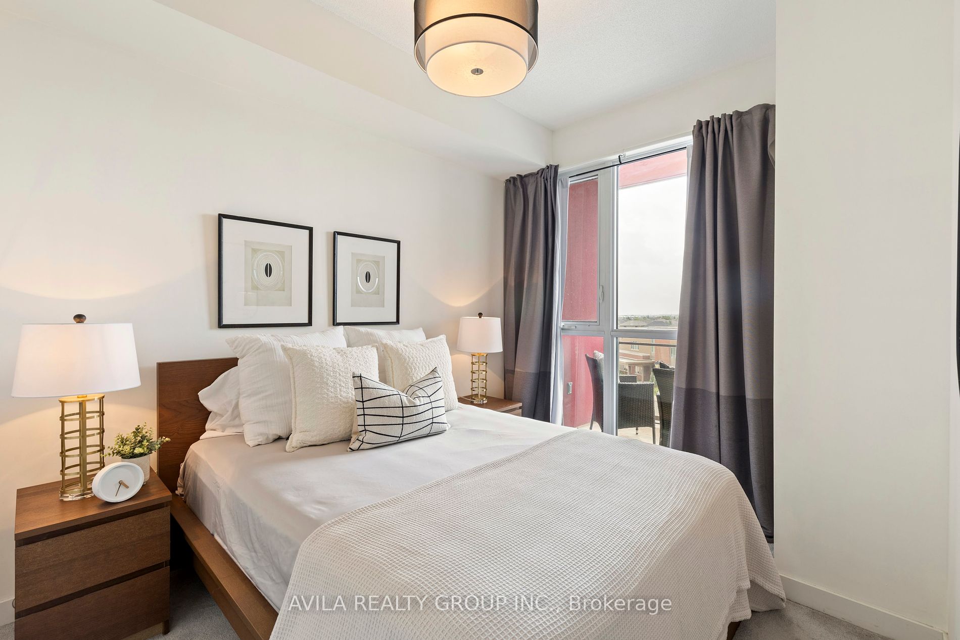 5220 Dundas Street, #D420