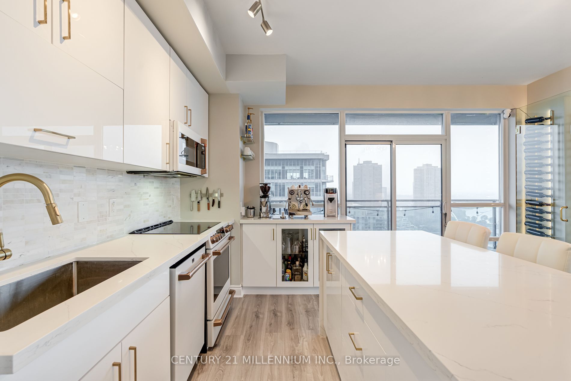 16 Brookers Lane, #2407