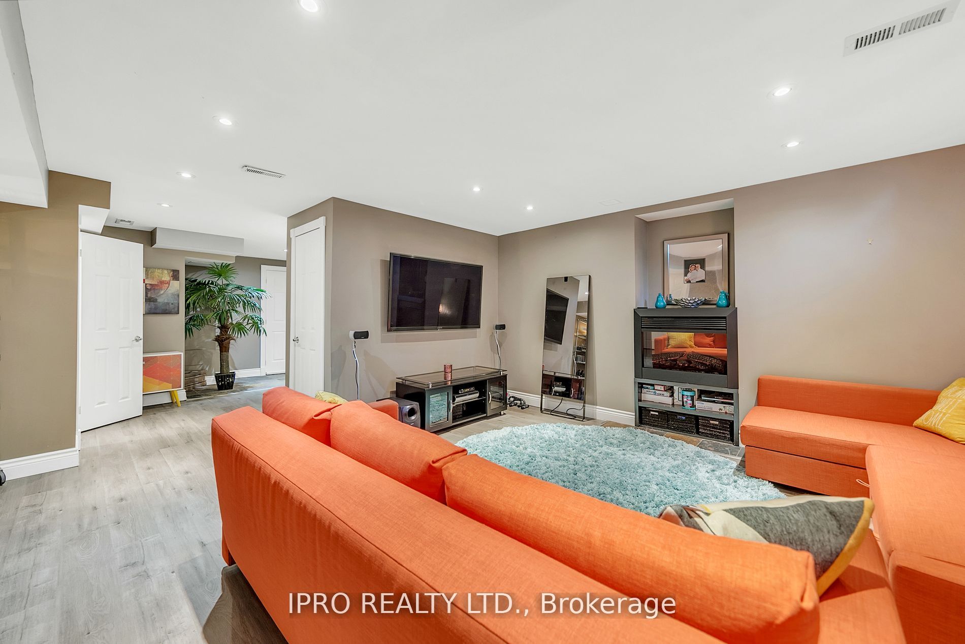 69 Baybrook Rd