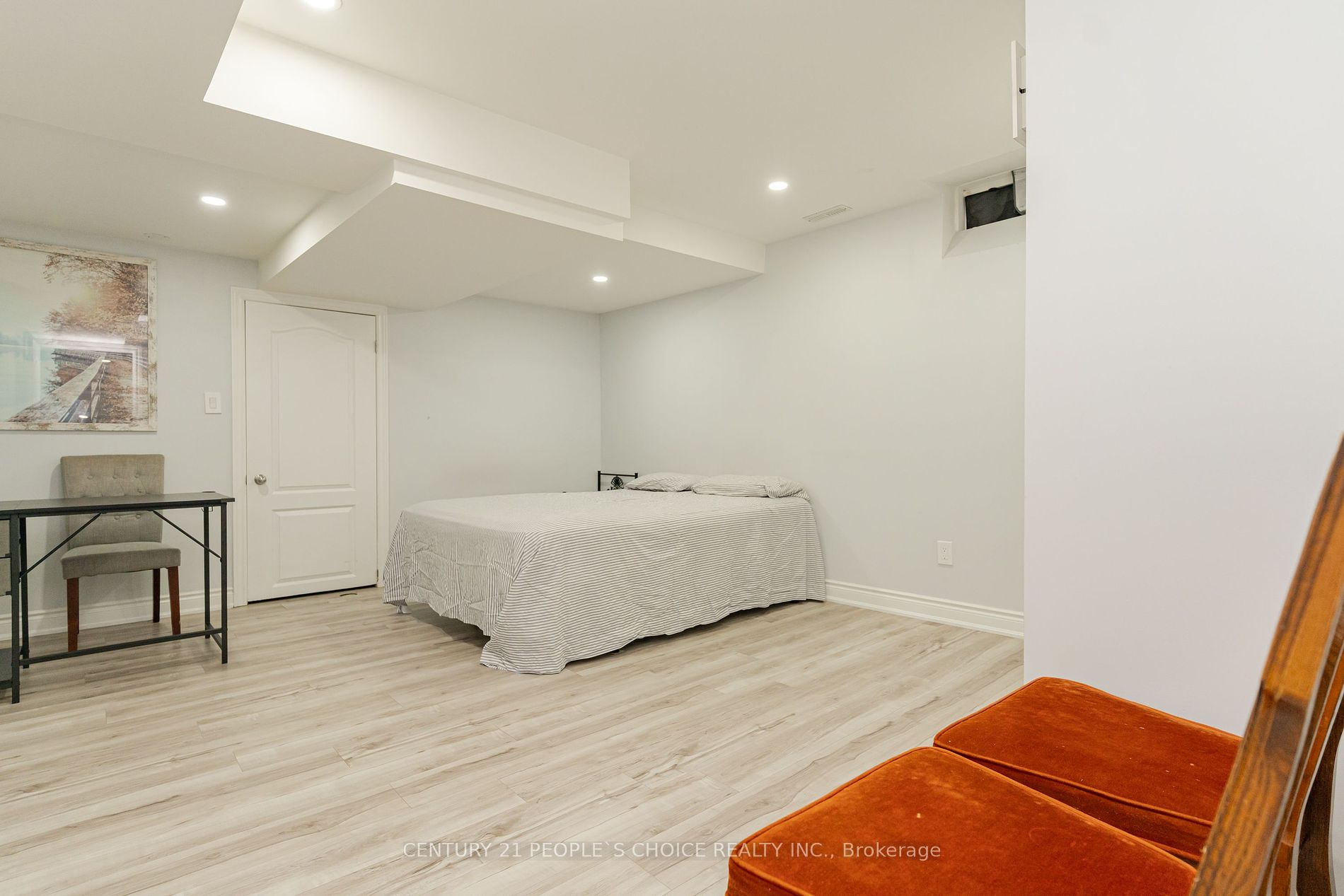 45 Hawtrey Rd