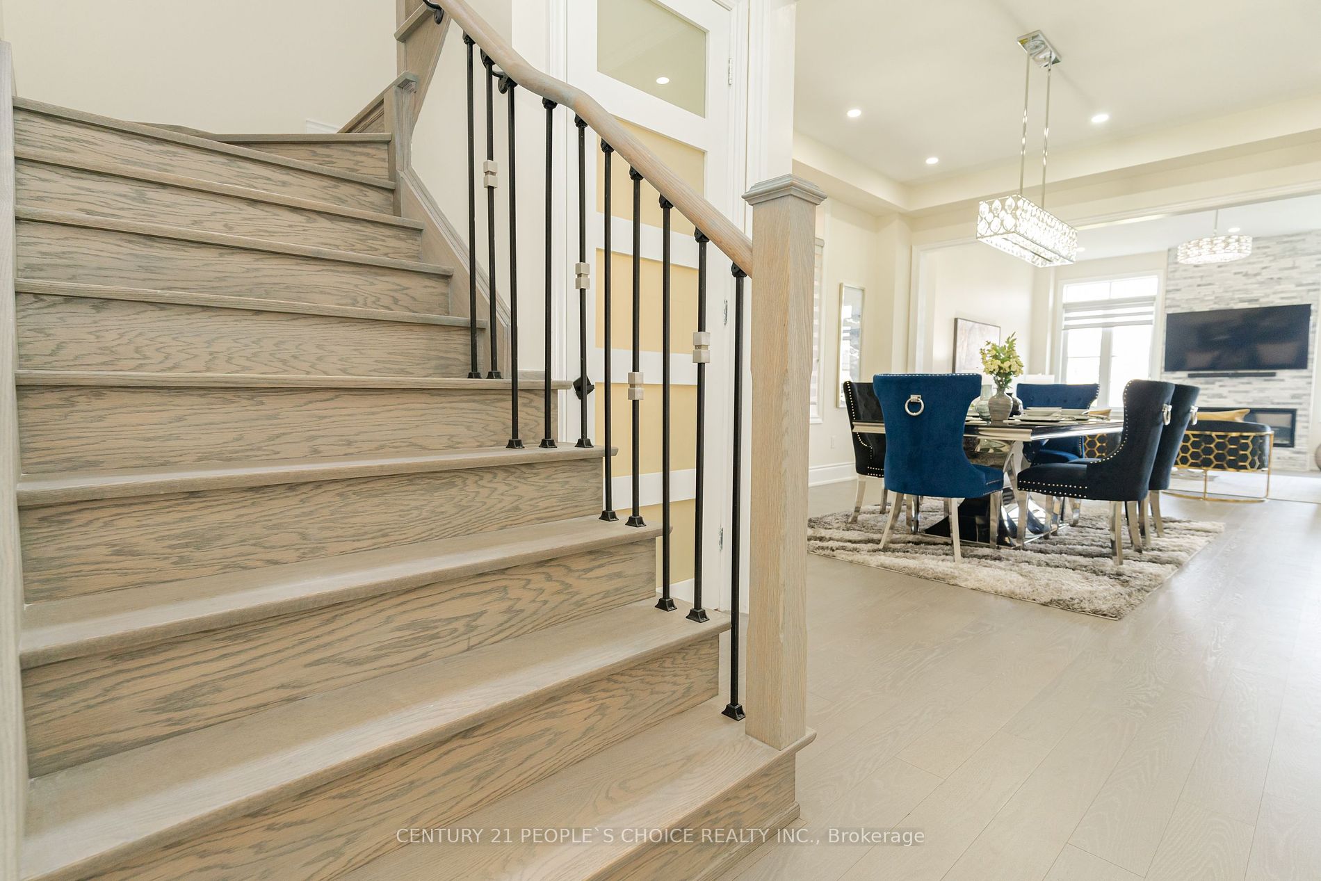 45 Hawtrey Rd